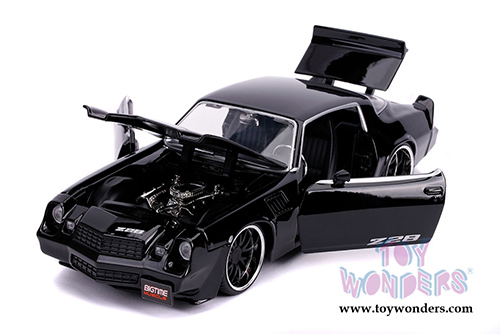 Jada Toys Bigtime Muscle - Chevrolet&reg; Camaro&reg; Z28 Hardtop (1979, 1/24 scale diecast model car, Asstd.) 31617DP1