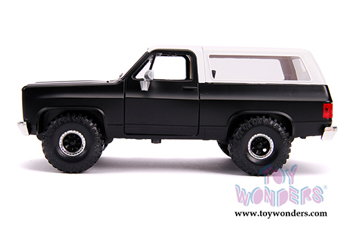 Jada Toys Just Trucks - Chevrolet&reg; Blazer K5 Off Road (1980, 1/24 scale diecast model car, Asstd.) 31629DP1