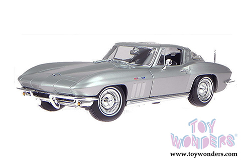 Maisto - Special Edition | Chevrolet® Corvette® Hardtop (1965, 1/18 scale diecast model car, Silver) 31640SV