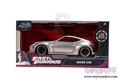 Jada Toys Fast & Furious - Gisele's Nissan 370 Hardtop (1/32 scale diecast model car, Silver) 31852