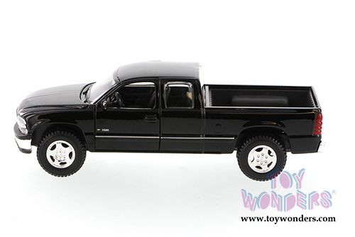 Maisto - Chevy Silverado Pickup Truck (1/27 scale diecast model car, Black) 31941BK