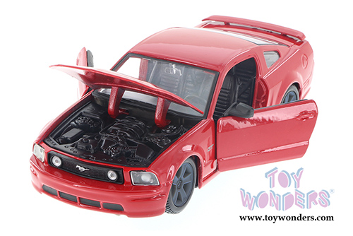 Maisto - Special Edition | Ford Mustang GT Hardtop (2006, 1/24 scale diecast model car, Red) 31997R