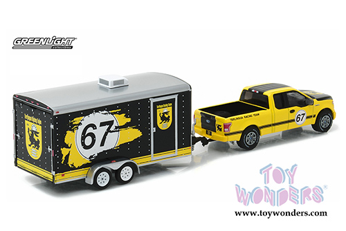 Greenlight - Hitch & Tow Series 9 | Ford F-150 and Enclosed Car Trailer (2015, 1/64 scale diecast model car, Yellow w/Black) 32090C