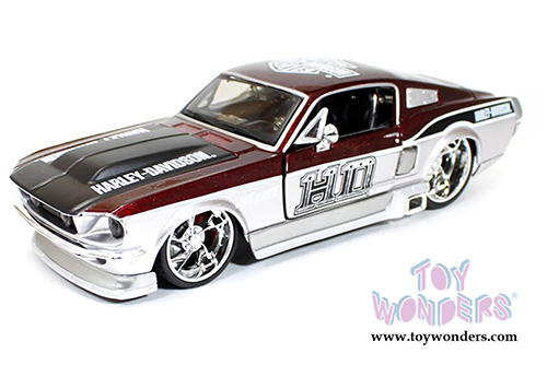 Maisto HD - Ford Mustang GT Hardtop Harley-Davidson (1967, 1/24 scale diecast model car, Silver & Metallic Red) 32168BN