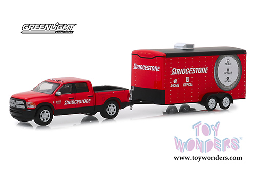 Greenlight - Hitch & Tow Series 17 (1/64 scale diecast model car, Asstd.) 32170/24