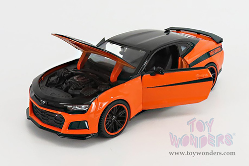 Maisto HD Custom - Chevrolet&reg; Camaro&reg; ZL1&trade; Hardtop (2017, 1/24 scale diecast model car, Black/Orange) 32271BK