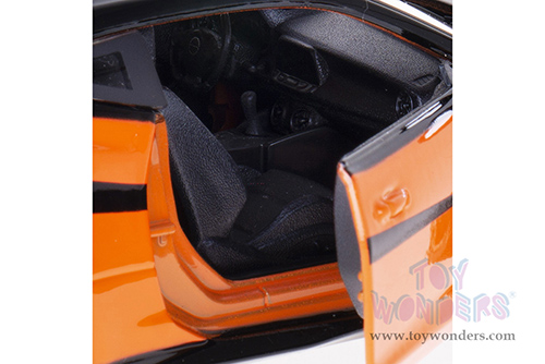 Maisto HD Custom - Chevrolet&reg; Camaro&reg; ZL1&trade; Hardtop (2017, 1/24 scale diecast model car, Black/Orange) 32271BK