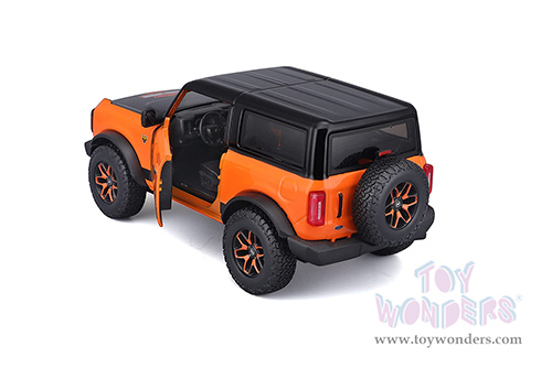 Maisto HD Custom - Ford Bronco Badlands (2021, 1/24 scale diecast model car, Black/Orange) 32272OR