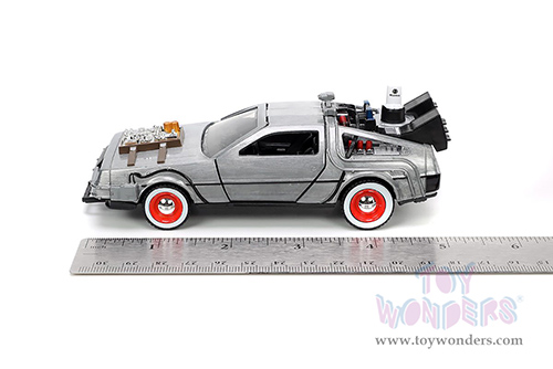 Jada Toys - Hollywood Rides | DeLorean DMC (Time Machine) "Back to the Future Part III" (1990 Movie) (1/32 scale diecast model car, Brushed Metal) 32290