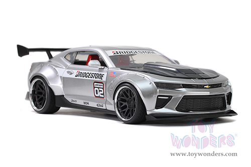Jada Toys Bigtime Muscle - Chevrolet&reg; Camaro&reg; Widebody# 02 Hardtop "Bridgestone" (2016, 1/24 scale diecast model car, Silver) 32300/4