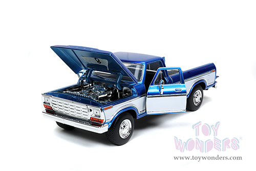 Jada Toys Just Trucks - Ford F-150 Custom Pickup Truck with Extra Wheels (1979, 1/24 scale diecast model car, Candy Blue with White) 32309