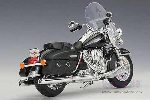 Maisto - HD Custom - FLHRC Road King&reg; Classic Harley-Davidson Motorcycles (2013, 1/12 scale diecast model car, Black) 32322