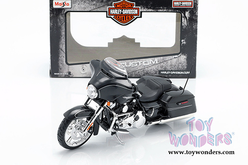 Maisto - HD Custom - Street Glide&reg; Special Harley-Davidson Motorcycles (2015, 1/12 scale diecast model car, Black) 32328