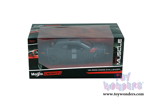 Maisto Design - Classic Muscle | Dodge Challenger Hardtop (2008, 1/24 scale diecast model car, Matte Black) 32529BK