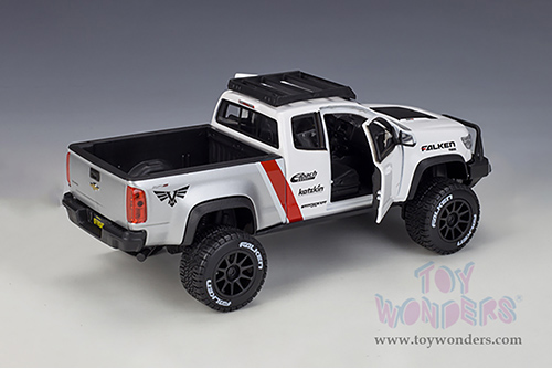 Maisto Design - Off-Road | Chevrolet® Colorado ZR2 Pickup Truck - Falken Tires (2017, 1/27 scale diecast model car, White) 32534W