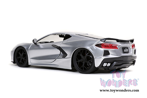Jada Toys Bigtime Muscle - Chevrolet&reg; Corvette&reg; Stingray Hardtop (2020, 1/24 scale diecast model car, Candy Silver) 32539/4