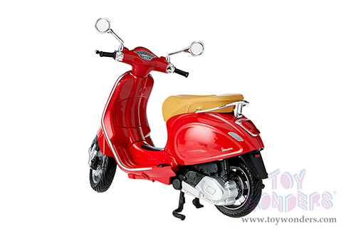 Maisto - Vespa Primavera 150 Scooter (2014, 1/12 scale diecast model bike, Red) 32721R