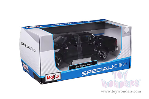 Maisto - Special Edition | Toyota Hilux Double Cab Pickup Truck (1/27 scale diecast model car, Black) 32920BK