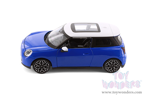 Showcasts® Collectibles - Mini Cooper SE (JO1)(2024, 1/24 scale diecast model car, Blue) 32926D MAP: $19.99