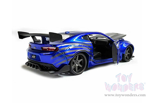Jada Toys Bigtime Muscle - Chevrolet® Camaro® Hardtop (2016, 1/24 scale diecast model car, Candy Blue/Gray) 32993/4