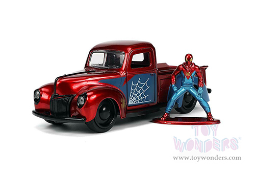 Jada Toys Hollywood Rides - Ford Pickup Truck with Proto-Suit Spider-Man Diecast Figurine (1941, 1/32 scale diecast model car, Candy Red/Blue) 33075