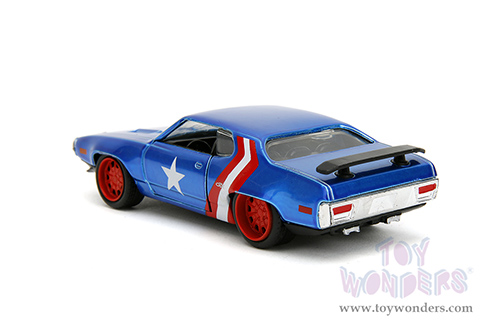 Jada Toys - Hollywood Rides | Marvel Avengers Plymouth GTX with Captain America Diecast Figure (1972, 1/32 scale diecast model car, Blue/Red and White Stripes) 33081