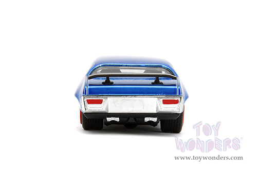 Jada Toys - Hollywood Rides | Marvel Avengers Plymouth GTX with Captain America Diecast Figure (1972, 1/32 scale diecast model car, Blue/Red and White Stripes) 33081