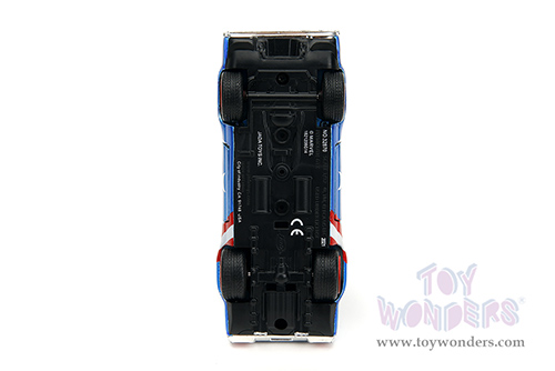 Jada Toys - Hollywood Rides | Marvel Avengers Plymouth GTX with Captain America Diecast Figure (1972, 1/32 scale diecast model car, Blue/Red and White Stripes) 33081