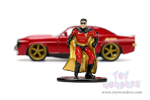 Jada Toys - Hollywood Rides | Chevrolet® Camaro® with Robin Diecast Figure "Batman" (1967, 1/32 scale diecast model car, Dark Red/Black Top) 33088/12