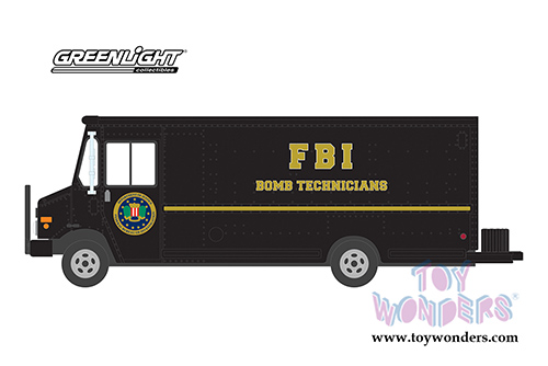Greenlight - Heavy Duty Trucks Series 19 | Step Van FBI Bomb Technicians (2019, 1/64 scale diecast model car, Brown) 33190C/48