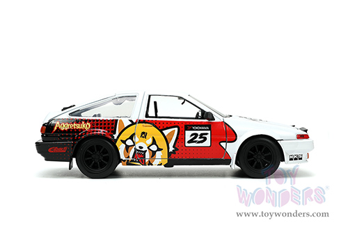 Jada Toys - Hollywood Rides | Toyota Trueno (AE86) with Aggretsuko Figure (1986, 1/24, diecast model car, White/Pink) 33725