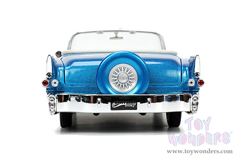 Jada Toys - Hollywood Rides | Cadillac&reg; Eldorado Convertible with Blue M&M's Diecast Figure (1956, 1/24, diecast model car, Blue) 33726