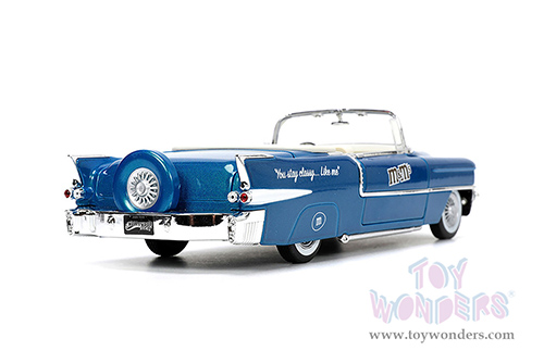 Jada Toys - Hollywood Rides | Cadillac&reg; Eldorado Convertible with Blue M&M's Diecast Figure (1956, 1/24, diecast model car, Blue) 33726
