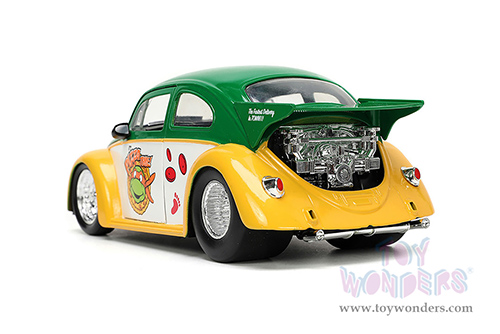 Jada Toys - Hollywood Rides | Volkswagen Drag Beetle with Michelangelo Diecast Figure "Teenage Mutant Ninja Turtles" (1959, 1/24, diecast model car, Green/Yellow) 33741