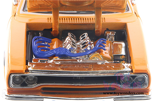 Maisto Custom Shop - Plymouth GTX Hardtop (1970, 1/25 scale diecast model car, Orange) 34016