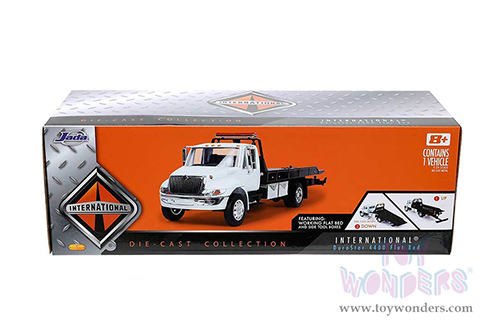 Jada Toys  - International® DuraStar 4400 Flatbed Tow Truck (1/24 scale diecast model car, White) 34040