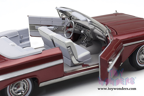 Sun Star USA - Chevrolet&reg; Impala Open Convertible (1961, 1/18 scale diecast model car, Honduras Maroon) 3410