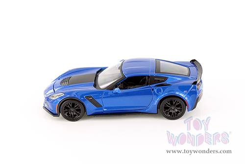 Showcasts® Collectibles - Chevrolet® Corvette® Z06 Hardtop (2015, 1/24 scale diecast model car, Asstd.) 37133 MAP: $19.99 