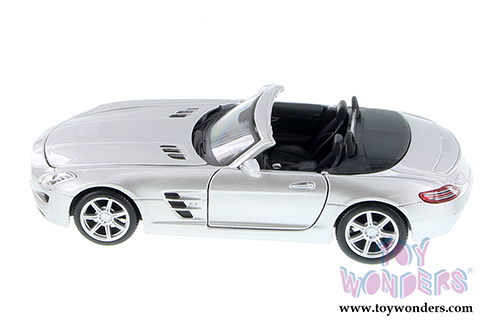 Showcasts Collectibles - Mercedes-Benz AMG (SLS/GT) Assortment  (1/24 scale diecast model car, Asstd.) 34134/72