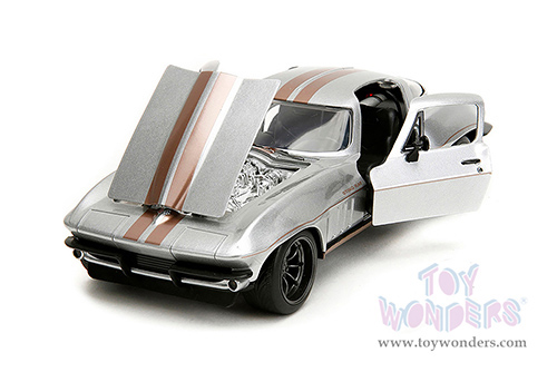 Jada Toys Bigtime Muscle - Chevrolet® Corvette® Hardtop (1966, 1/24 scale diecast model car, Silver/Bronze stripes) 34208/4