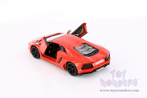 Showcasts® Collectibles - Lamborghini Aventador Coupé (1/24 scale diecast model car, Orange) 34210 MAP: $19.99