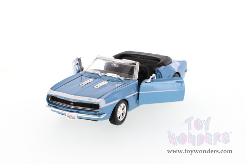 Showcasts - Chevrolet Camaro Hard Top & Chevrolet Camaro Convertible (1966 & 1968, 1/24 scale diecast model car, Asstd.) 34257/960