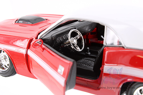 Showcasts® Collectibles - Dodge Challenger R/T Coupe Soft Top (1970, 1/24 scale diecast model car, Red) 34263 MAP: $19.99