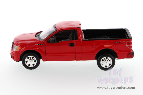 Showcasts - Ford F-150 STX & 2004 Ford F-150 FX4 Pick Up Trucks (2004, 1/27 & 1/31, scale diecast model car, Asstd.) 34270/48