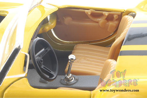 Showcasts Collectibles - Shelby Cobra 427 Convertible (1965, 1/24 scale diecast model car, Asstd.) 34276