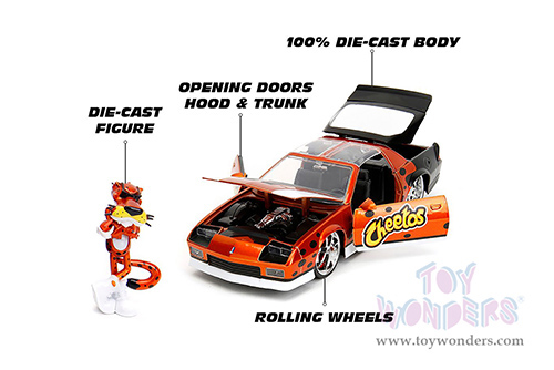 Jada Toys - Hollywood Rides | Chevrolet® Camaro® Z/28 with Chester Cheetah Diecast Figure "Cheetos" (1985, 1/24, diecast model car, Orange/Black) 34384/4