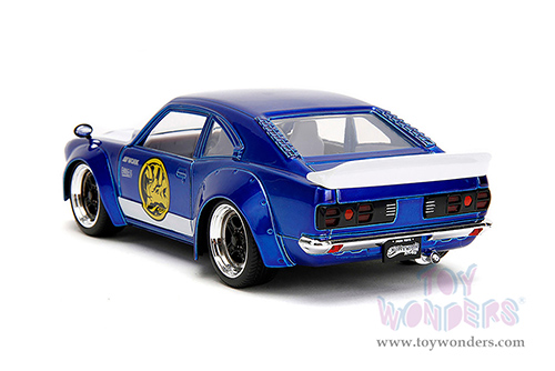Jada Toys - Hollywood Rides | Power Rangers Mazda RX-3 with Blue Ranger Diecast Figurine (1974, 1/24, diecast model car, Candy Blue) 34389