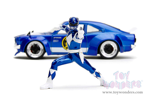 Jada Toys - Hollywood Rides | Power Rangers Mazda RX-3 with Blue Ranger Diecast Figurine (1974, 1/24, diecast model car, Candy Blue) 34389