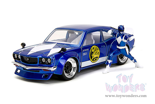 Jada Toys - Hollywood Rides | Power Rangers Mazda RX-3 with Blue Ranger Diecast Figurine (1974, 1/24, diecast model car, Candy Blue) 34389