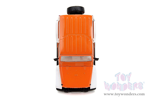 Jada Toys - Hollywood Rides | Jeep® Wrangler with Orange M&M's Diecast Figure (2017, 1/24 diecast model car, Orange/White) 34401